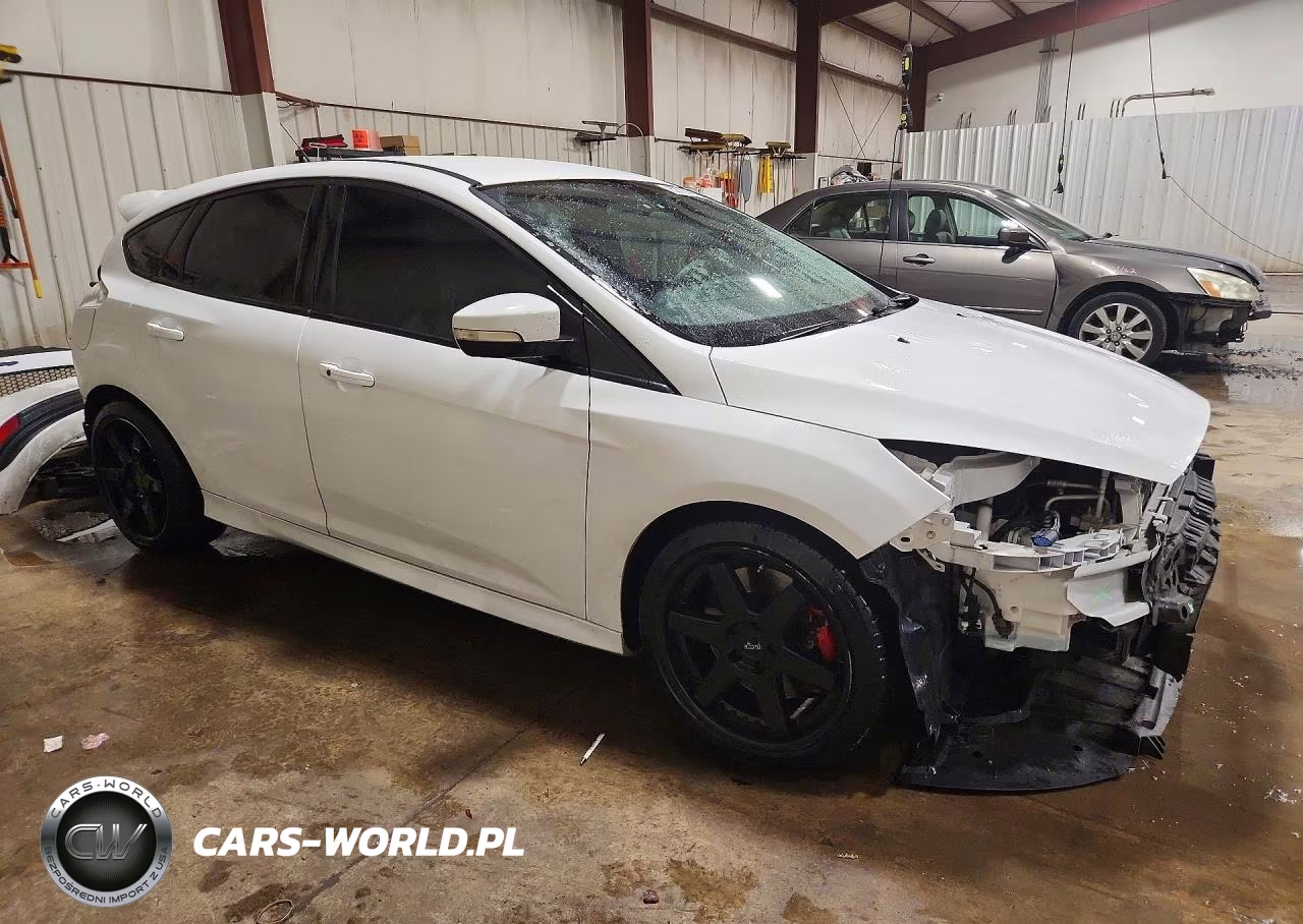 2015 Ford Focus St VIN:1FADP3L90FL304015 - 4