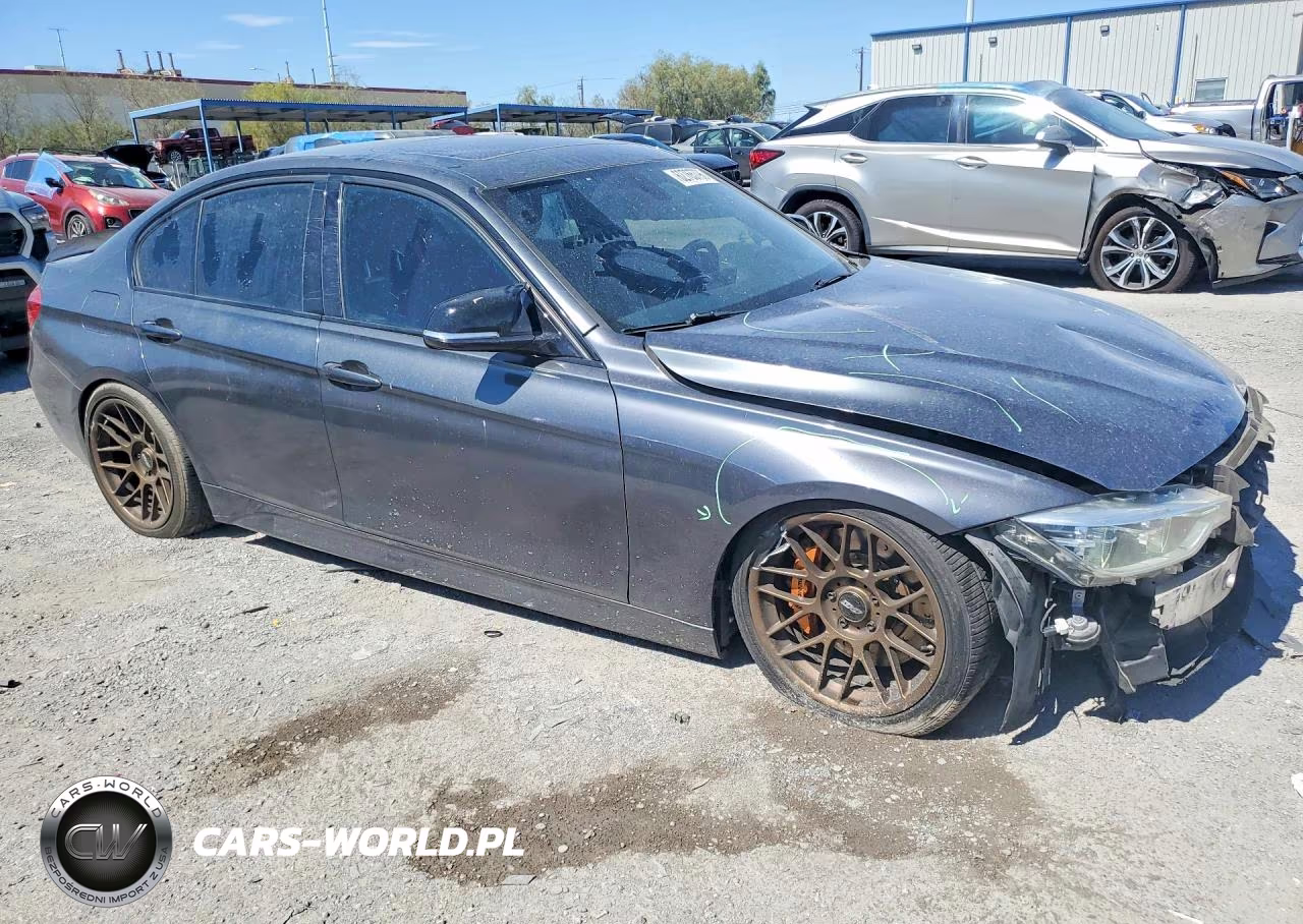 2016 BMW 340 Xi VIN:WBA8B7G57GNT95974 - 4