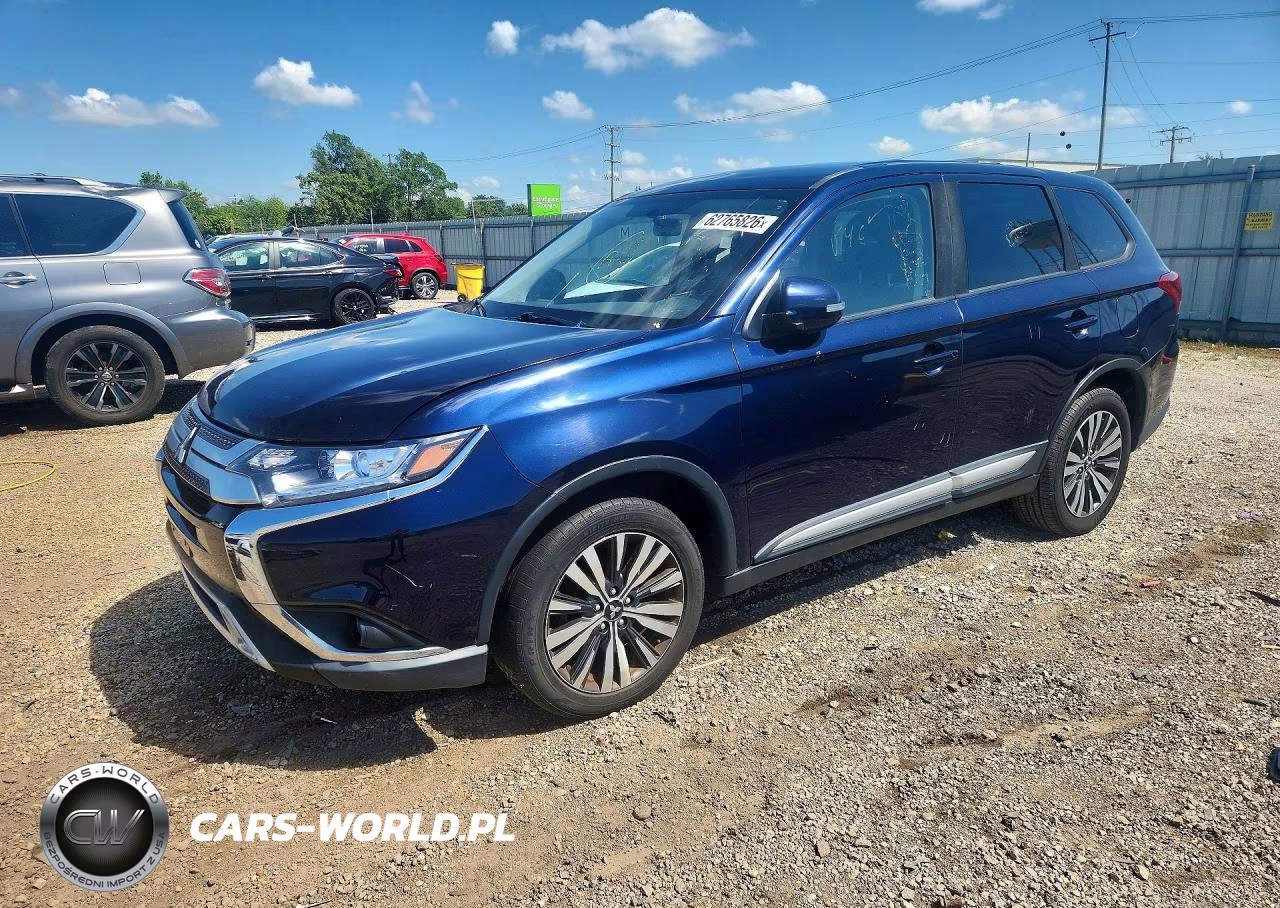 2019 Mitsubishi Outlander Se – zdjęcie 1 z 13