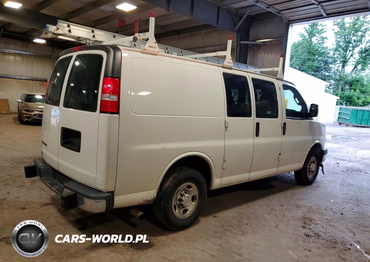 2020 Chevrolet Express G2500 VIN:1GCWGAFG3L1219209 - 3