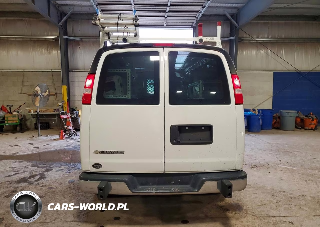 2020 Chevrolet Express G2500 VIN:1GCWGAFG3L1219209 - 6