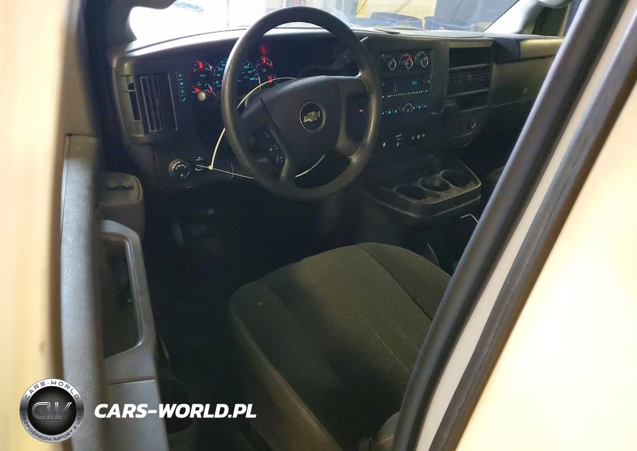 2020 Chevrolet Express G2500 VIN:1GCWGAFG3L1219209 - 8