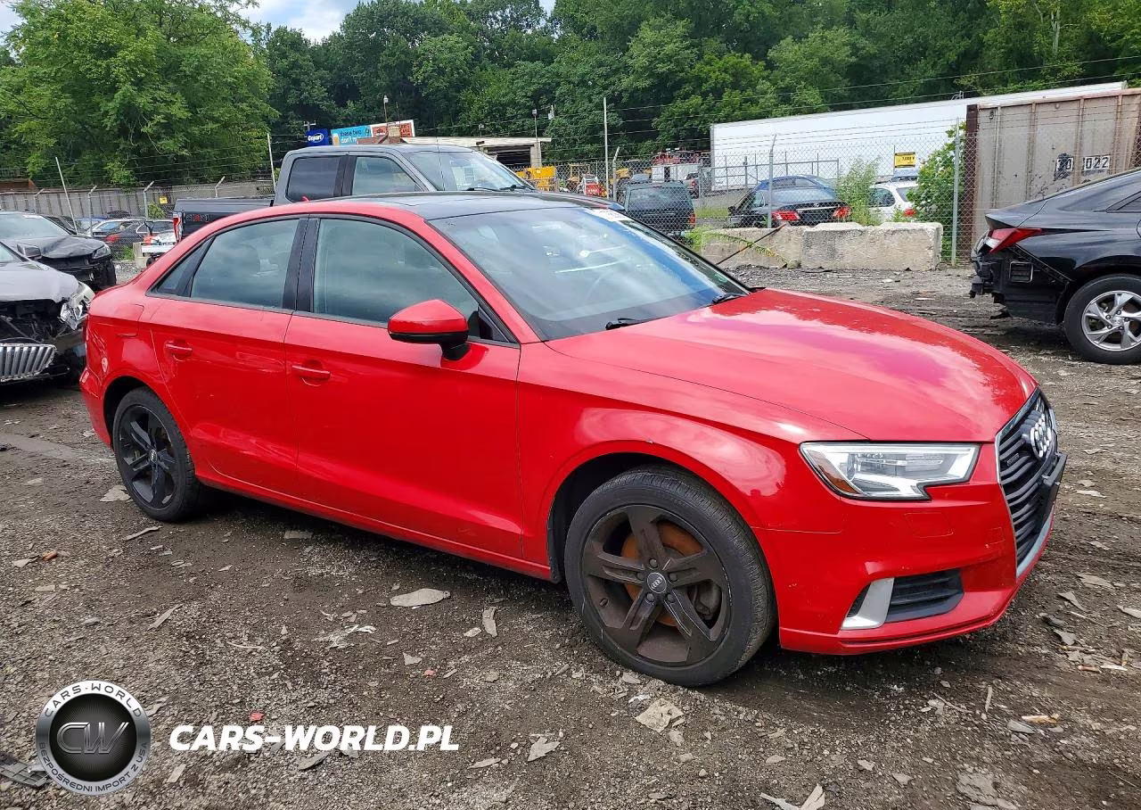 2018 Audi A3 Premium VIN:WAUB8GFFXJ1072533 - 4