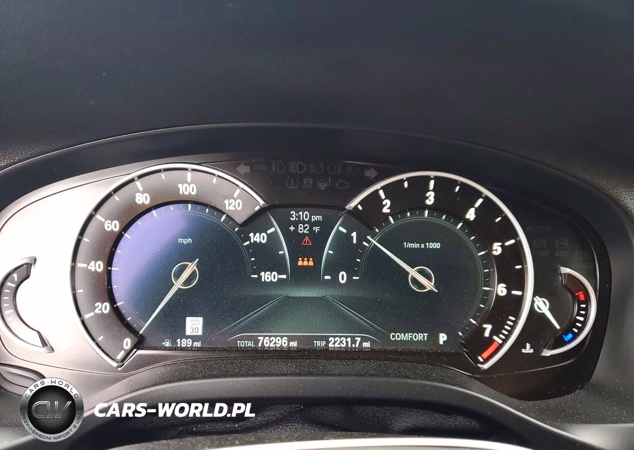 2019 BMW X3 xDrive30I VIN:5UXTR9C58KLD93005 - 9