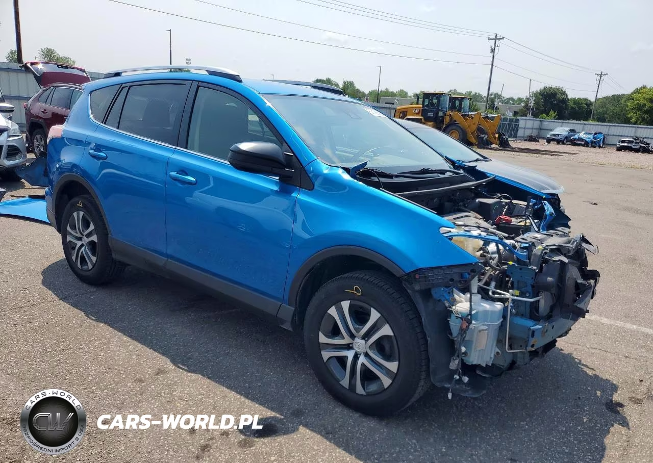2018 Toyota Rav4 Le VIN:JTMBFREVXJJ746614 - 4