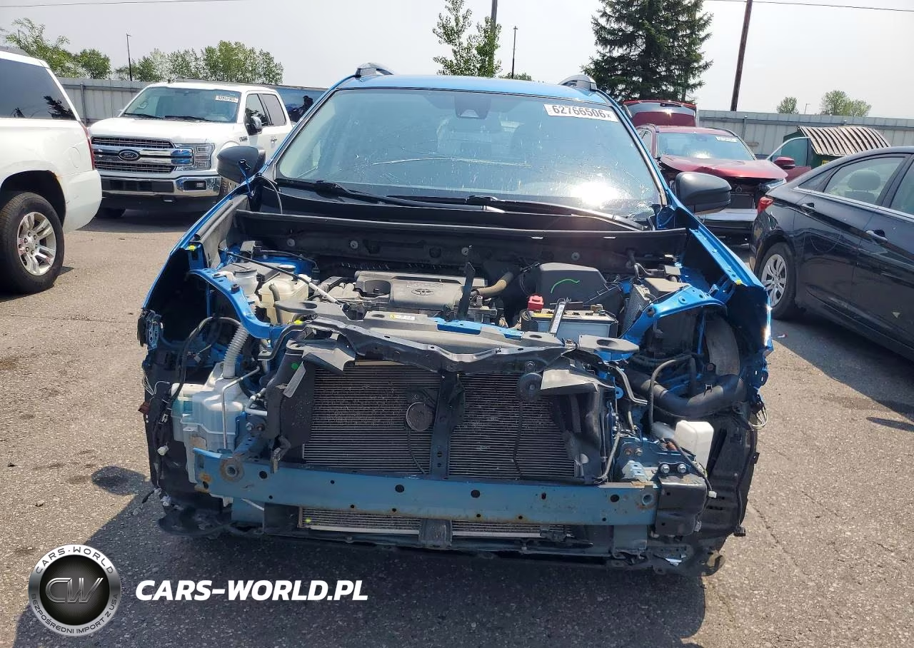 2018 Toyota Rav4 Le VIN:JTMBFREVXJJ746614 - 5