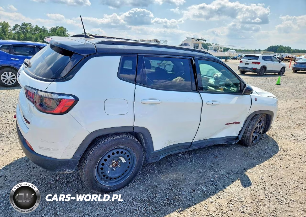 2023 Jeep Compass Trailhawk VIN:3C4NJDDN3PT544277 - 3