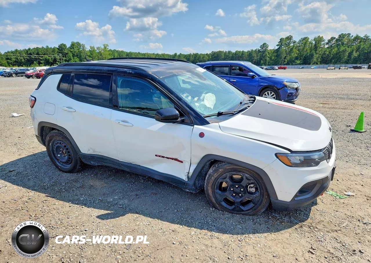 2023 Jeep Compass Trailhawk VIN:3C4NJDDN3PT544277 - 4