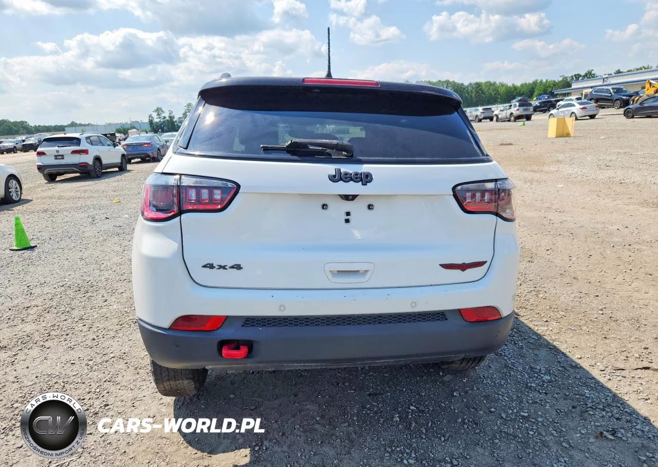 2023 Jeep Compass Trailhawk VIN:3C4NJDDN3PT544277 - 6