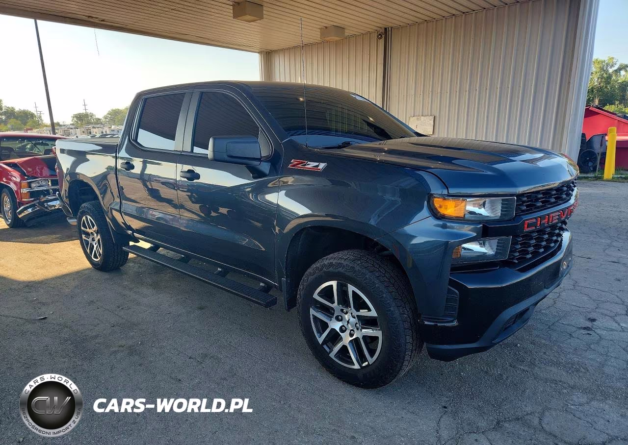 2019 Chevrolet Silverado K1500 Trail Boss Custom VIN:1GCPYCEHXKZ226035 - 4