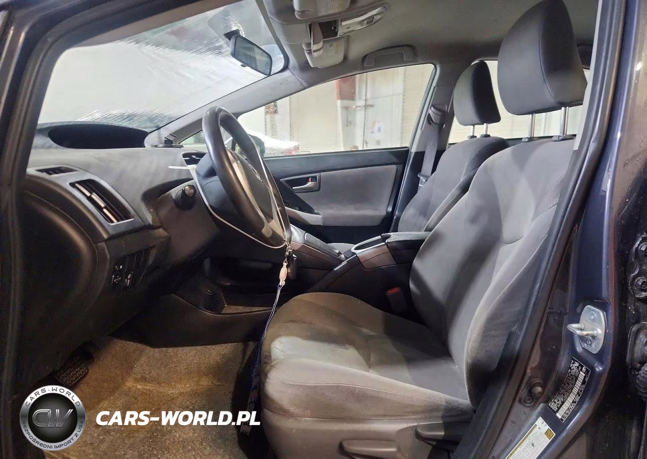 2014 Toyota Prius Three VIN:JTDKN3DU4E1742721 - 7