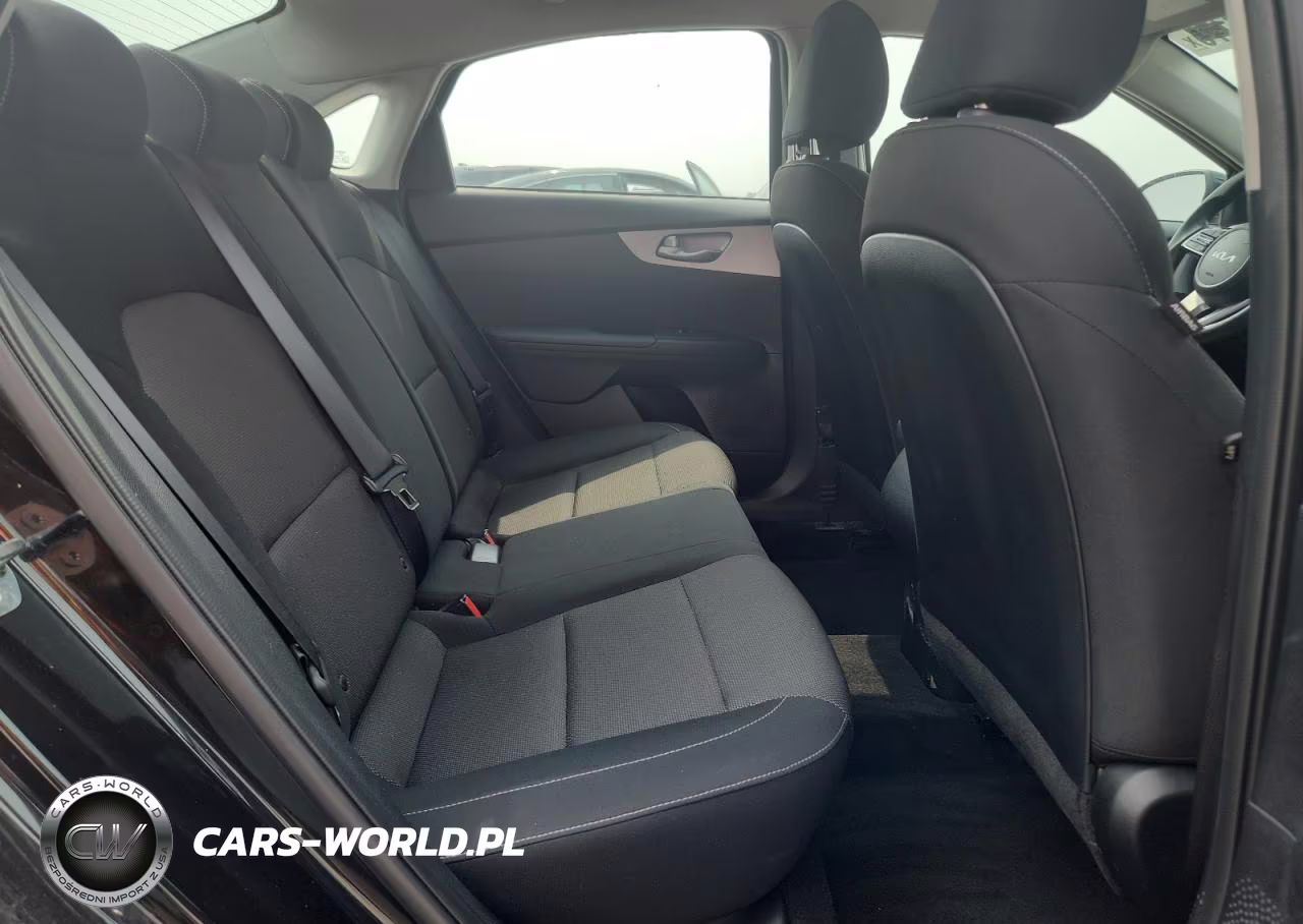 2024 Kia Forte Lxs VIN:3KPF24AD5RE804098 - 10