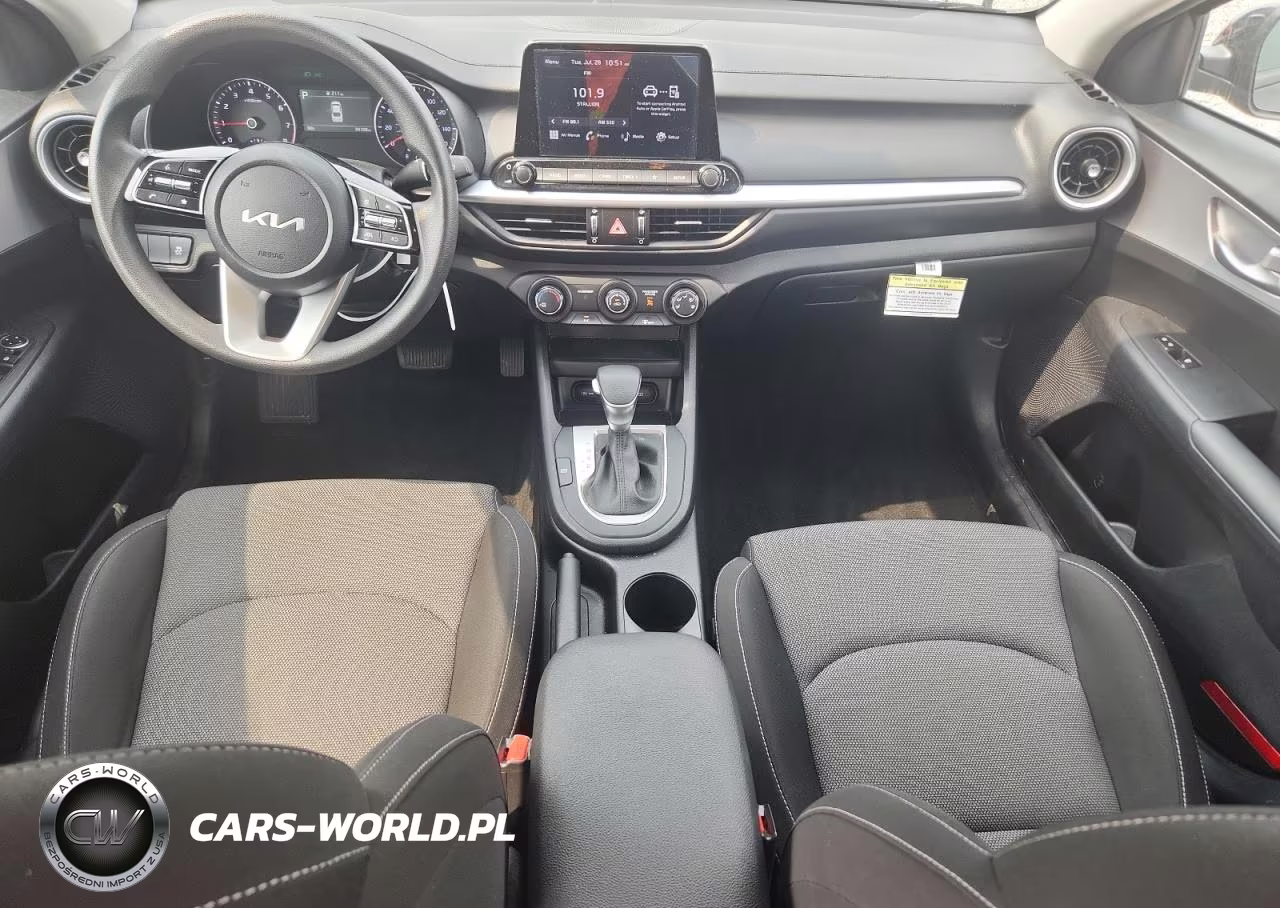 2024 Kia Forte Lxs VIN:3KPF24AD5RE804098 - 8