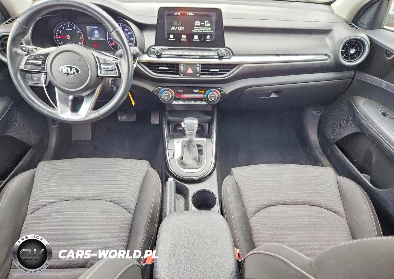 2019 Kia Forte S VIN:3KPF34AD2KE062522 - 8