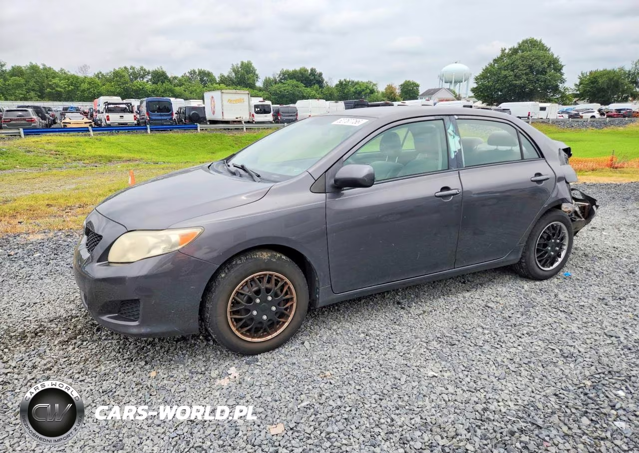 2010 Toyota Corolla Le – zdjęcie 1 z 12