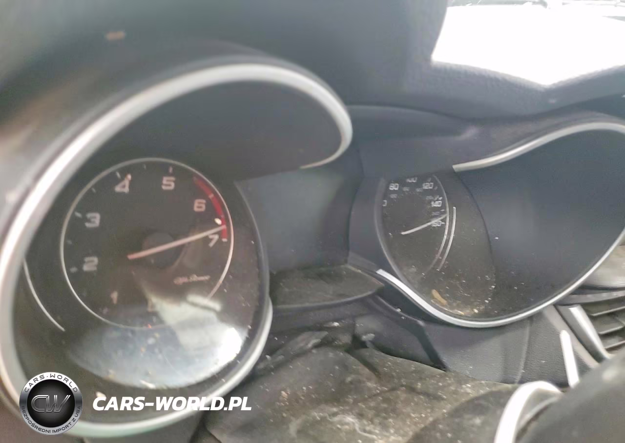 2019 Alfa Romeo Stelvio VIN:ZASPAKAN3K7C30134 - 9