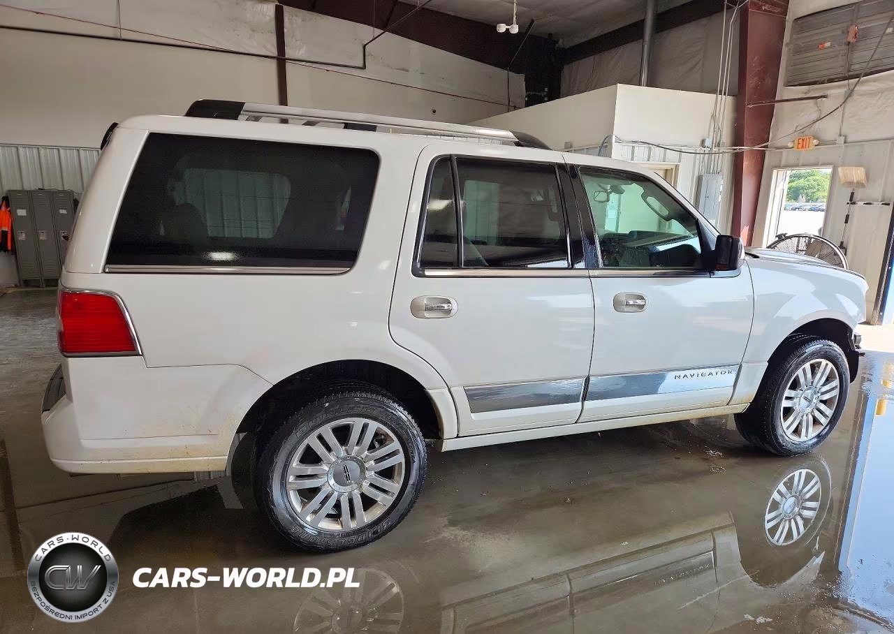 2012 Lincoln Navigator VIN:5LMJJ2J55CEL02147 - 3