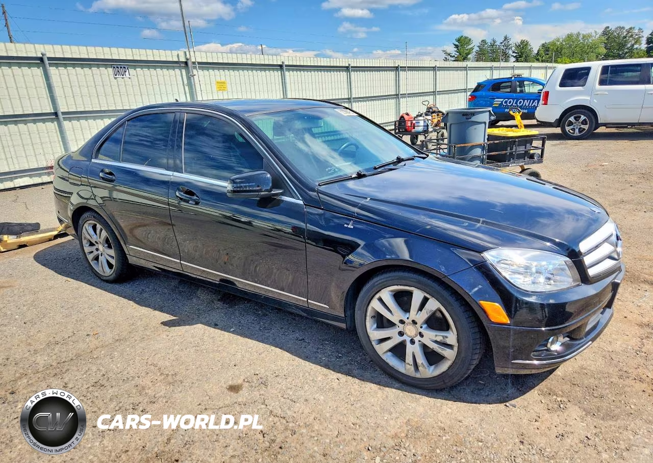 2011 Mercedes-Benz C 300 4Matic VIN:WDDGF8BB5BR141452 - 4