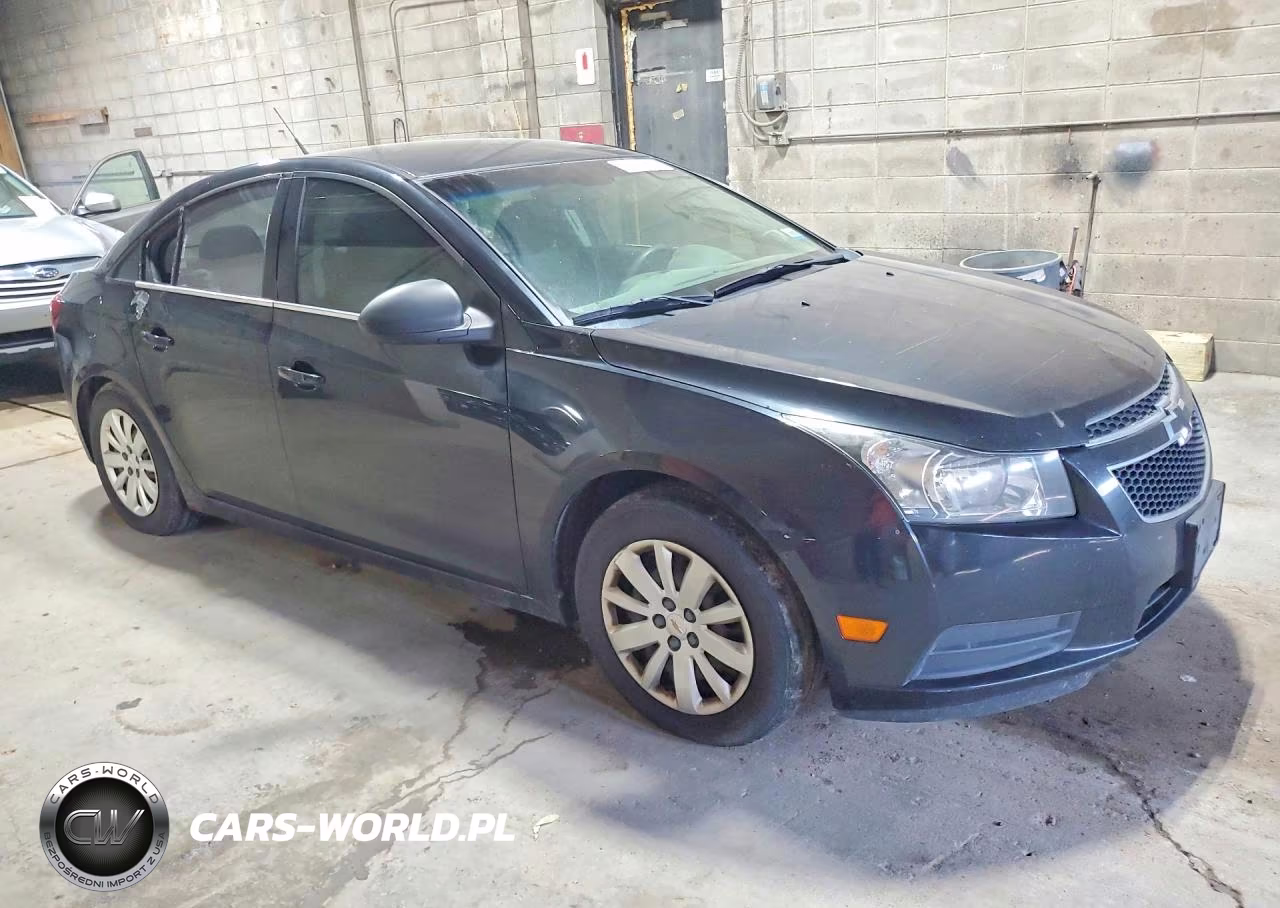 2011 Chevrolet Cruze Ls VIN:1G1PD5SH2B7234372 - 4