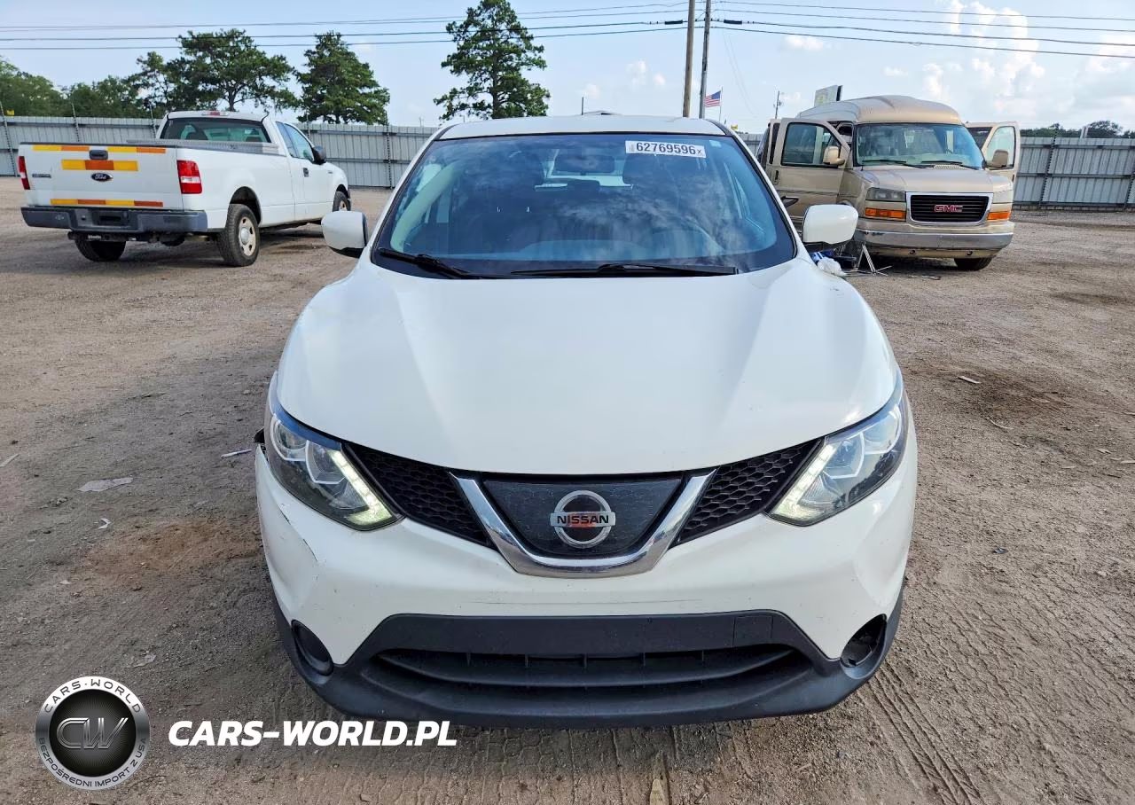 2019 Nissan Rogue Sport S VIN:JN1BJ1CP1KW235918 - 5