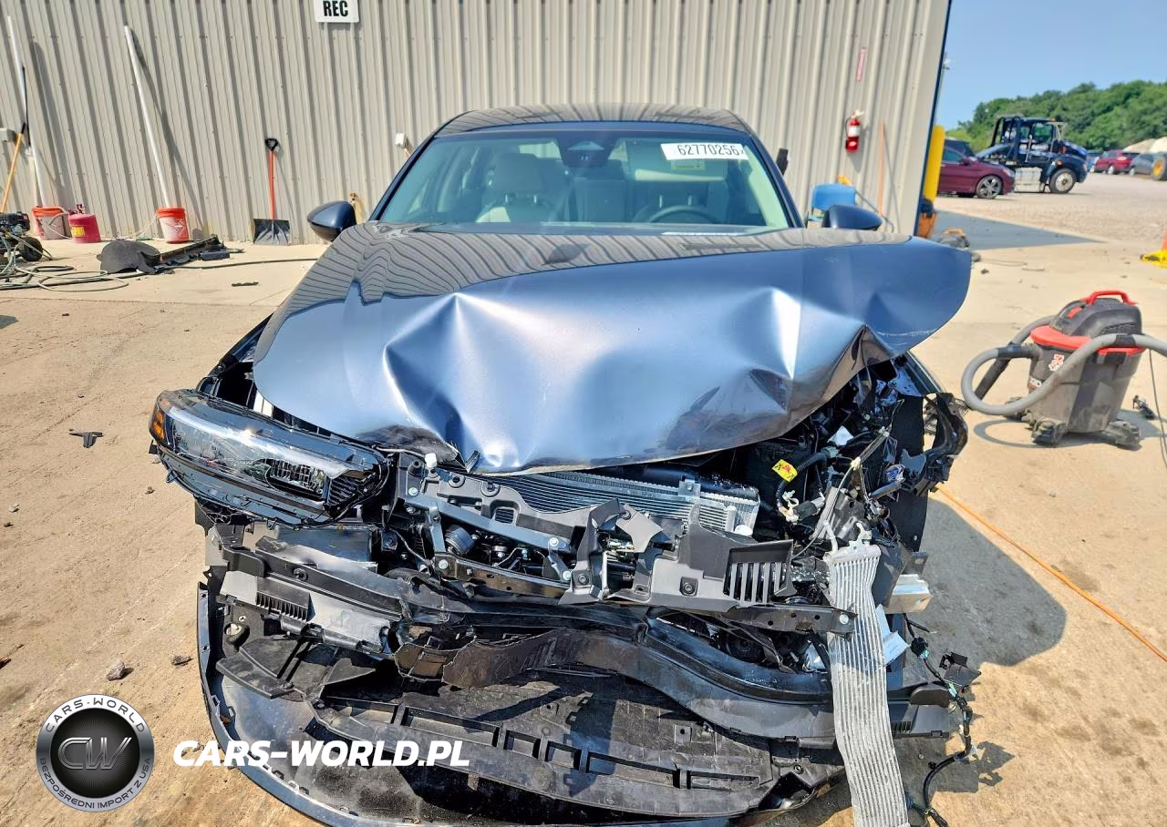 2026 Honda Accord Touring Hybrid VIN:1HGCY2F80TA033935 - 5