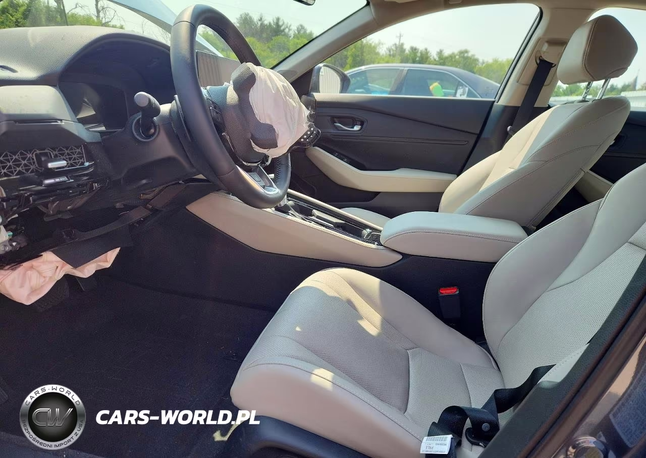 2026 Honda Accord Touring Hybrid VIN:1HGCY2F80TA033935 - 7