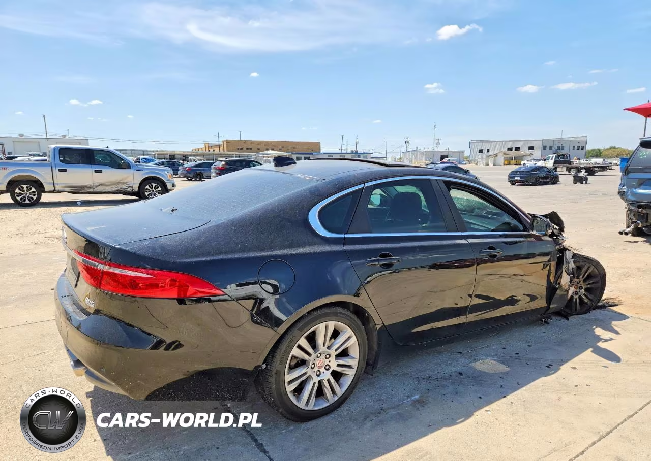 2016 Jaguar Xf Premium VIN:SAJBJ4BV4GCY17861 - 3