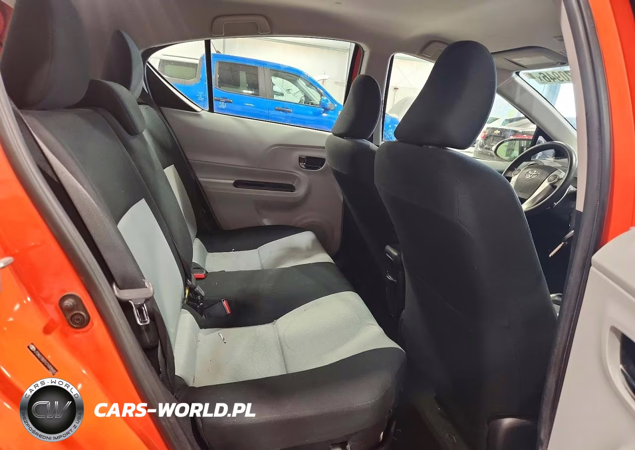 2012 Toyota Prius C Two VIN:JTDKDTB31C1009682 - 10