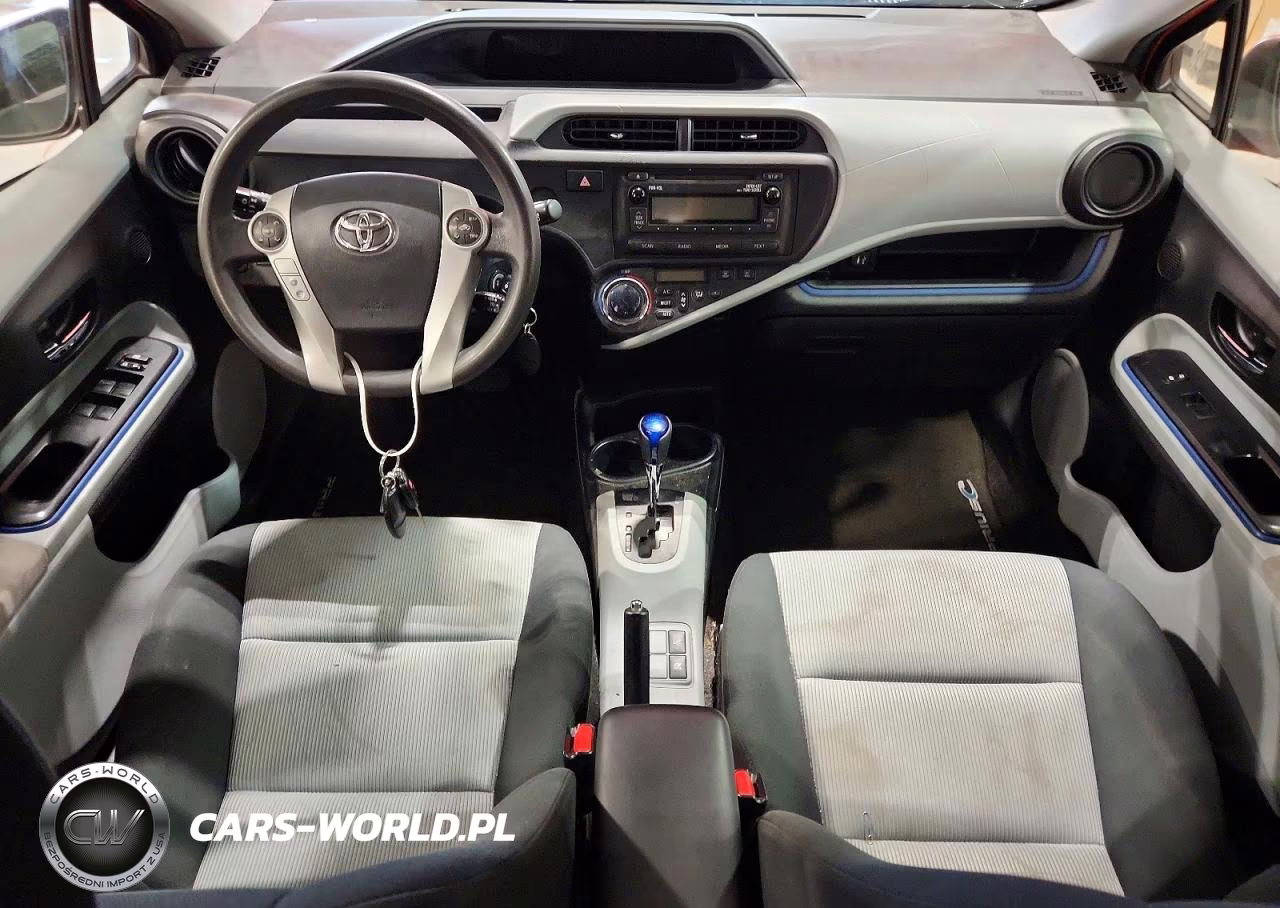 2012 Toyota Prius C Two VIN:JTDKDTB31C1009682 - 8