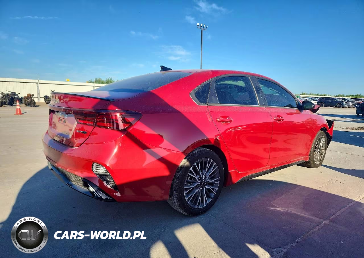 2024 Kia Forte Gt Line VIN:3KPF54AD6RE803565 - 3