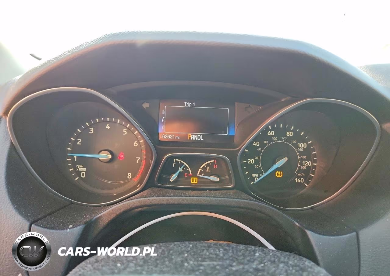 2018 Ford Focus S VIN:1FADP3E22JL227074 - 9