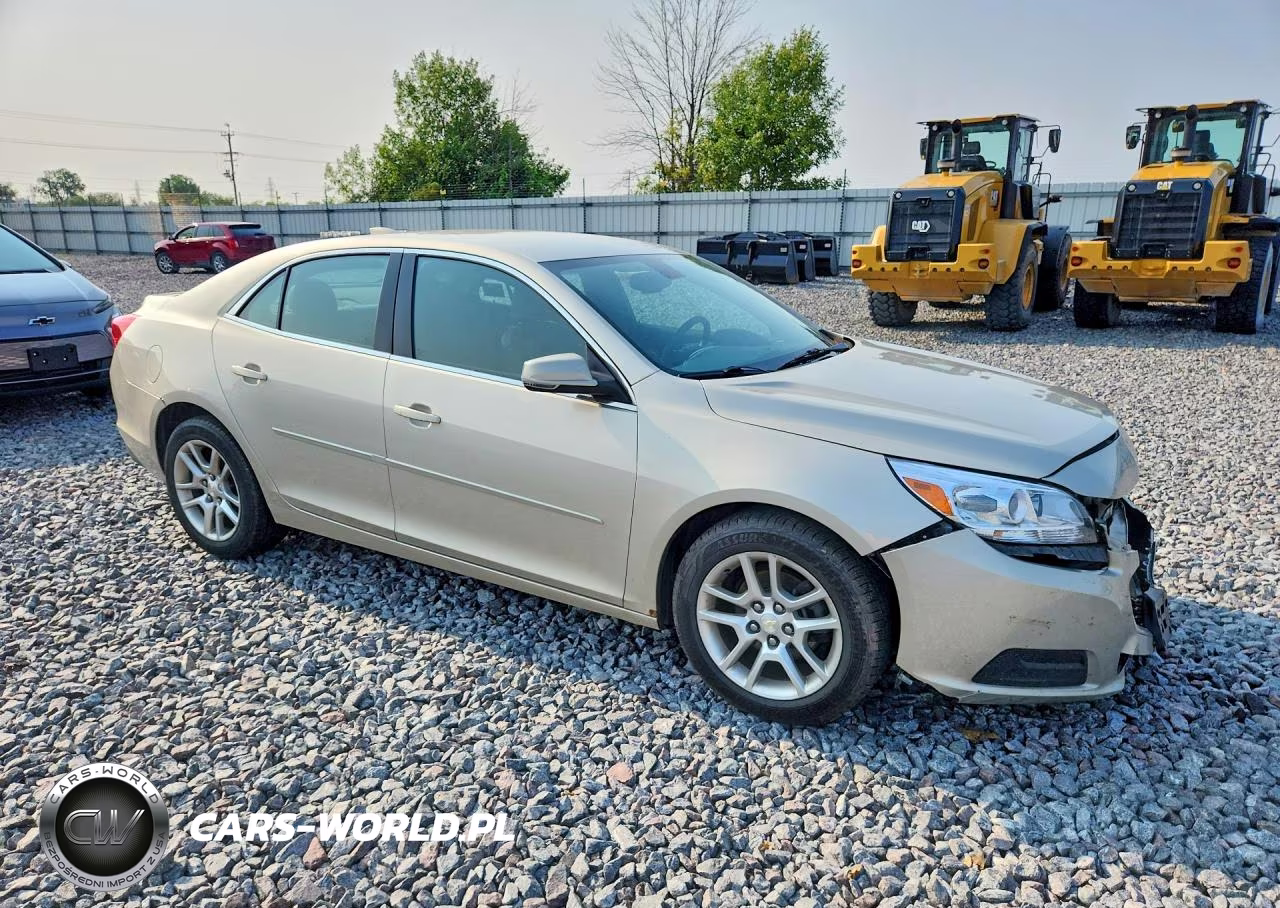 2015 Chevrolet Malibu 1Lt VIN:1G11C5SL4FF291939 - 4