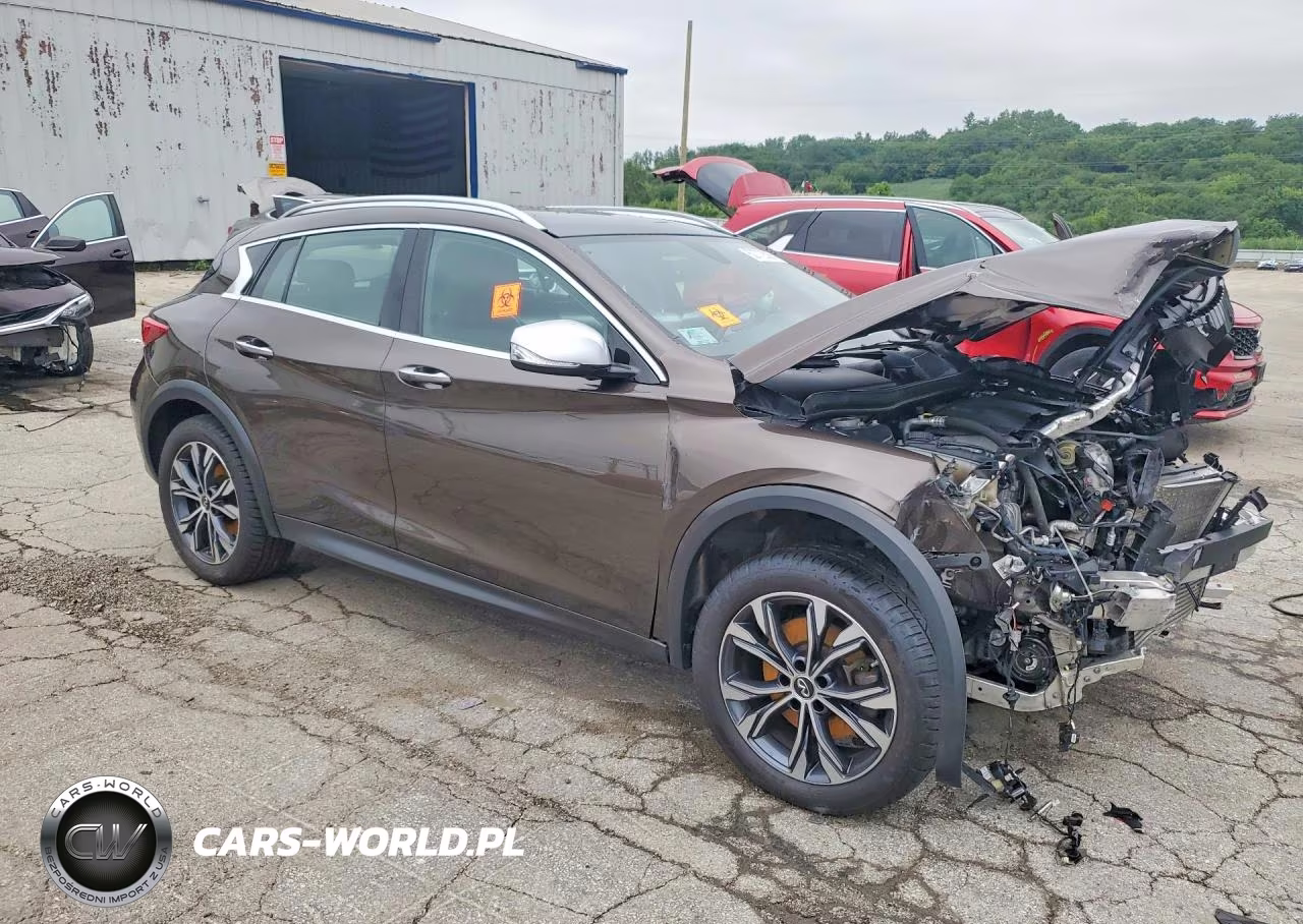 2017 Infiniti Qx30 Premium VIN:SJKCH5CR4HA034524 - 4