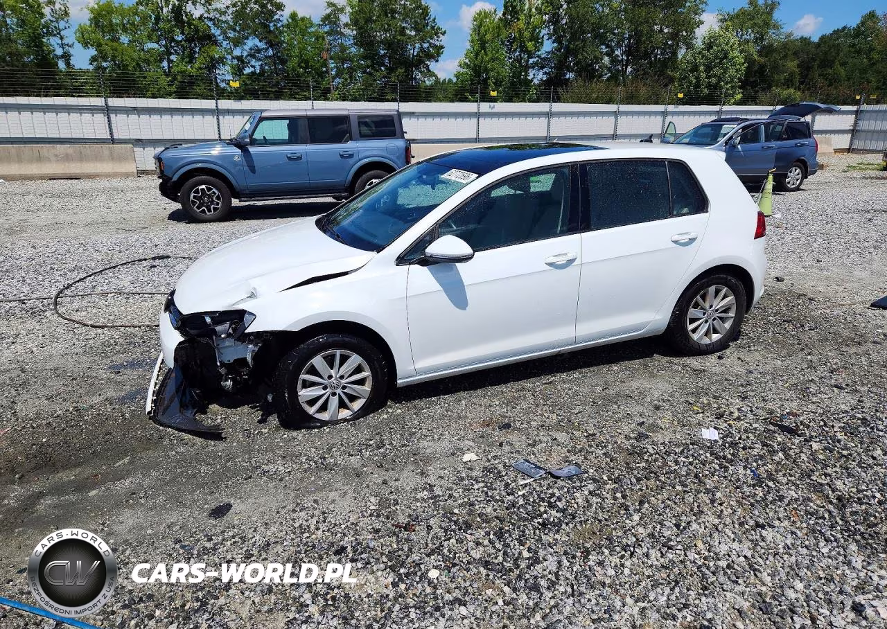 2016 Volkswagen Golf S-Se