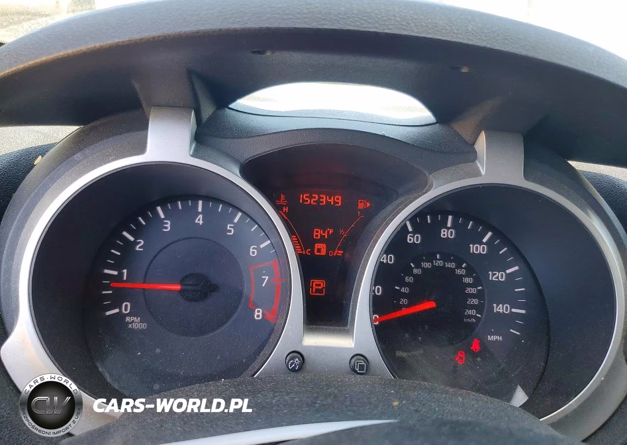 2011 Nissan Juke S VIN:JN8AF5MRXBT002479 - 9