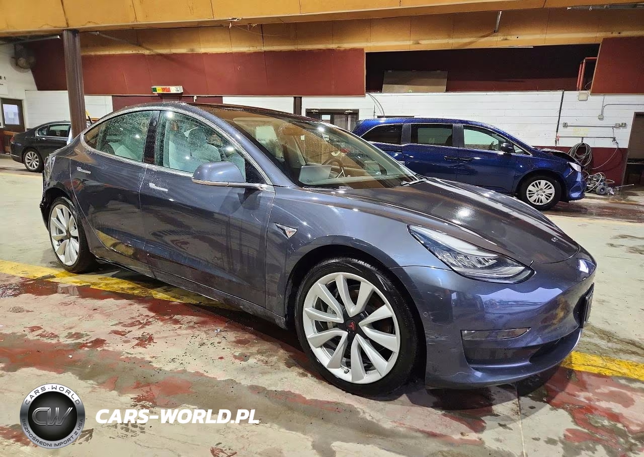 2020 Tesla Model 3 VIN:5YJ3E1EB3LF522237 - 4