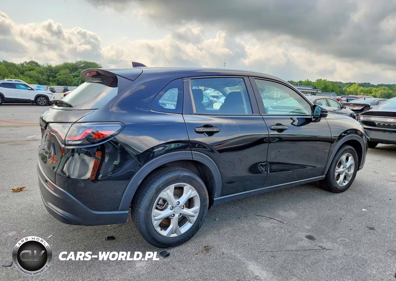 2025 Honda Hr-V Lx VIN:3CZRZ2H33SM777760 - 3