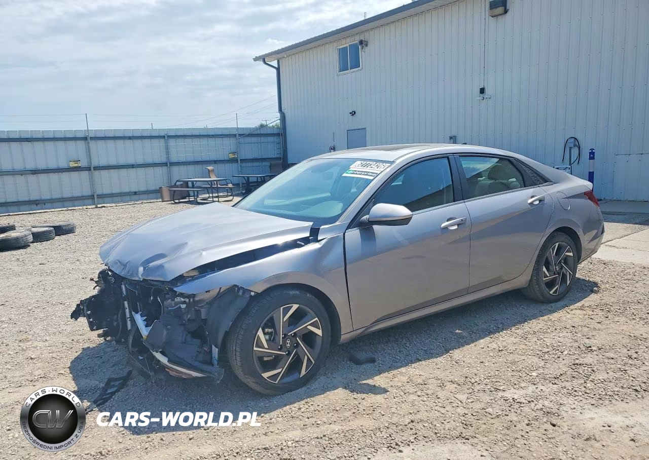 2025 Hyundai Elantra Sel – zdjęcie 1 z 12