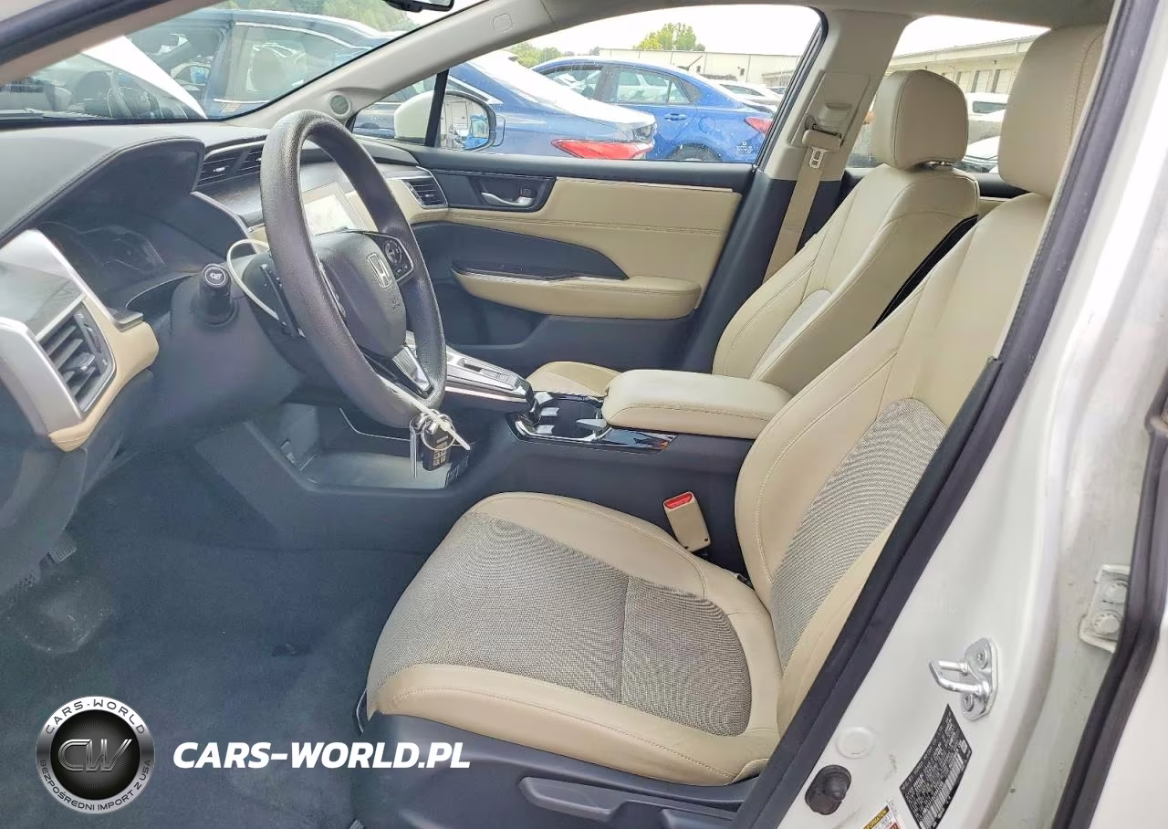 2018 Honda Clarity VIN:JHMZC5F19JC002260 - 7