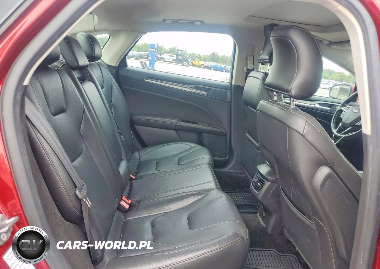 2016 Ford Fusion Titanium VIN:3FA6P0K9XGR400326 - 10