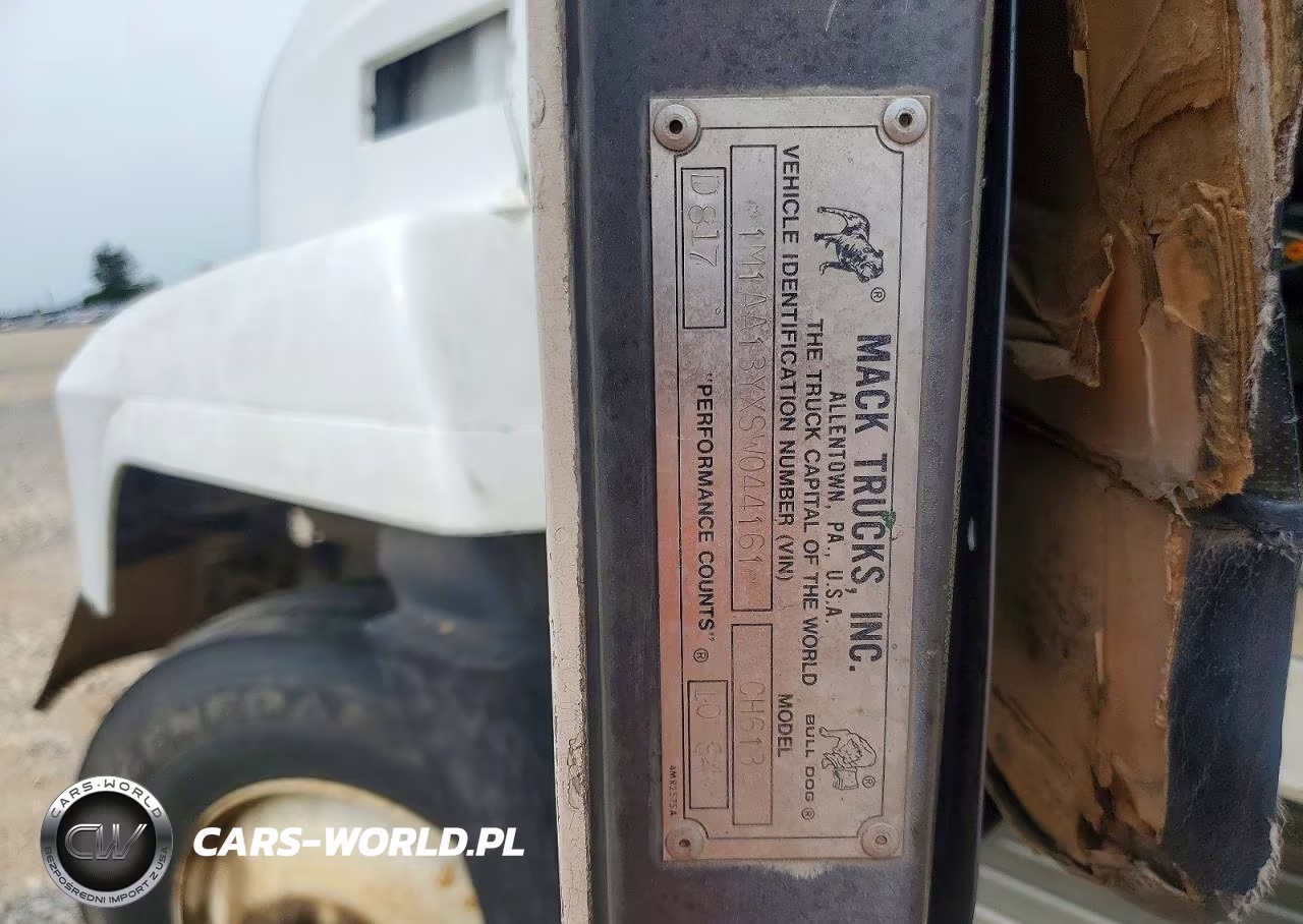 1995 Mack Ch613 Dump Truck VIN:1M1AA13YXSW044161 - 11