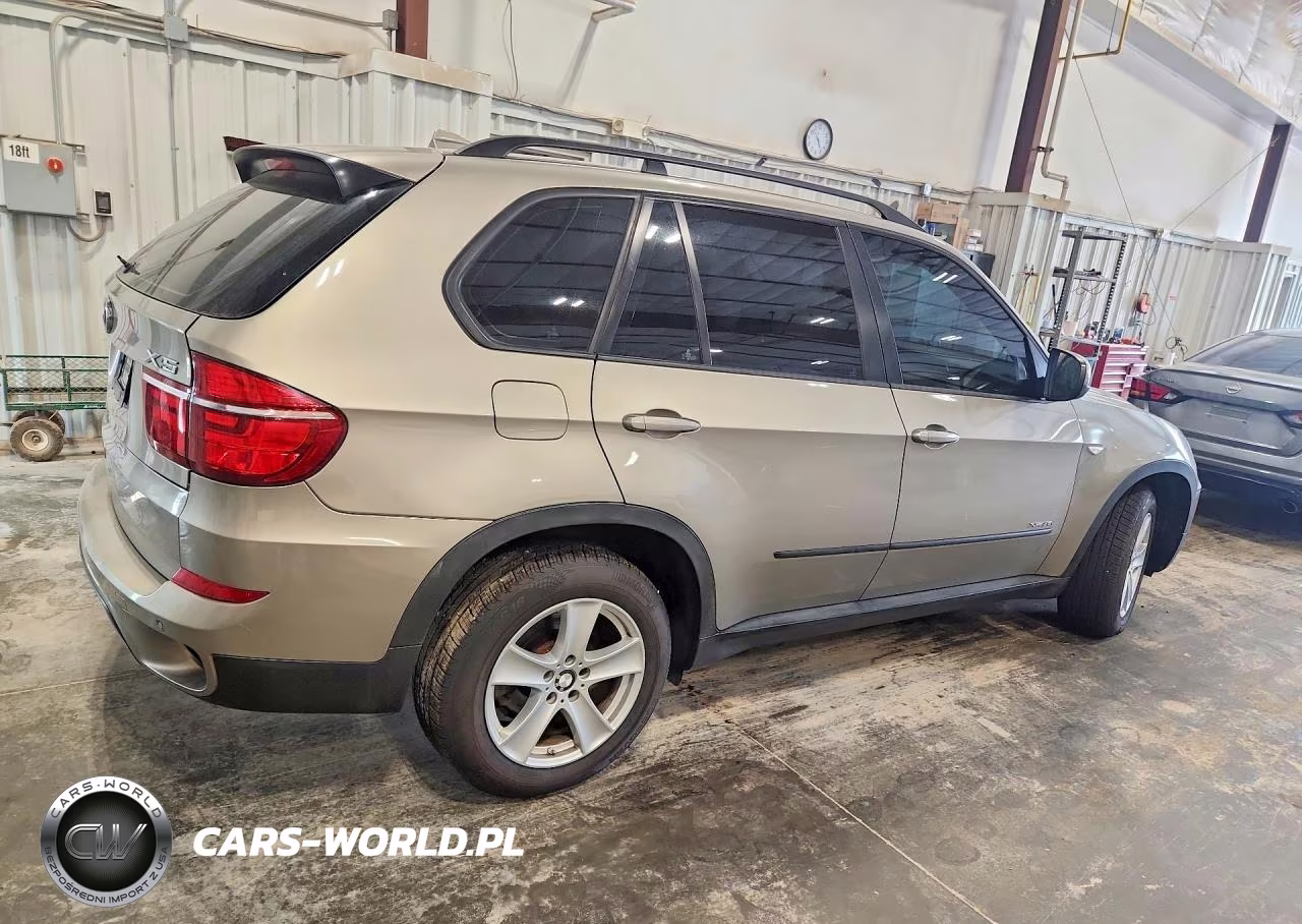 2011 BMW X5 xDrive35D VIN:5UXZW0C54BL658806 - 3