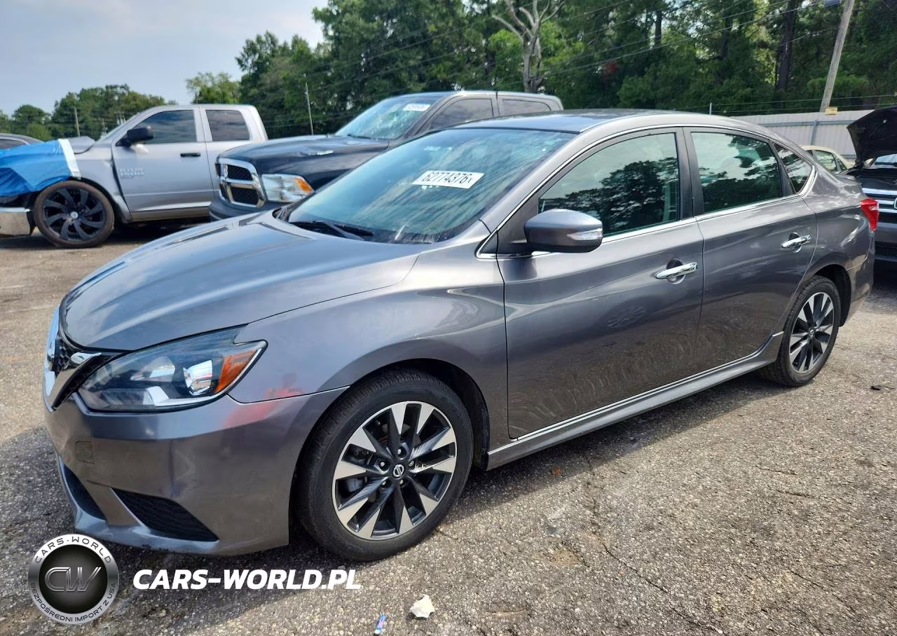 2019 Nissan Sentra Sr – zdjęcie 1 z 12