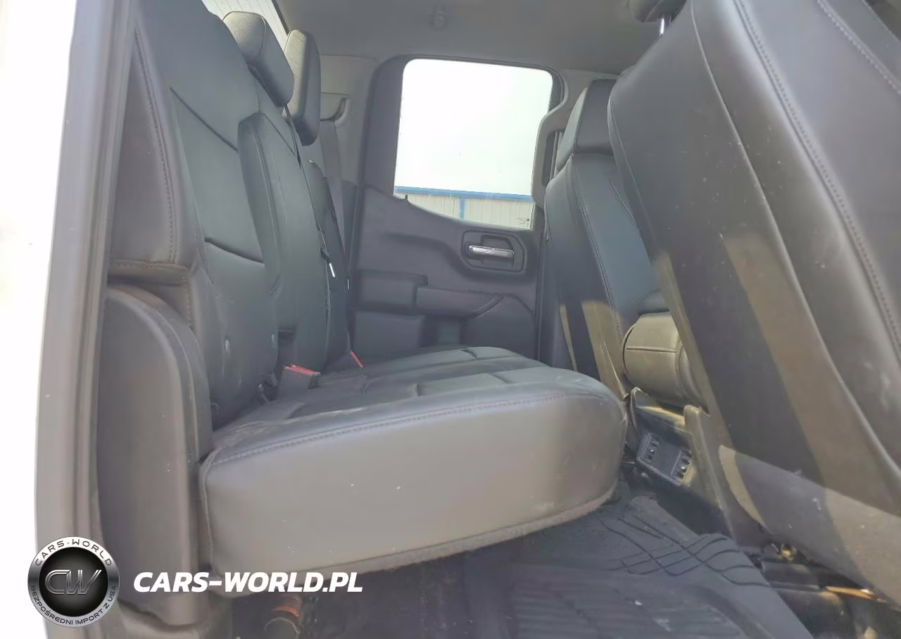 2020 Chevrolet Silverado C1500 VIN:1GCRWAEH2LZ211128 - 10
