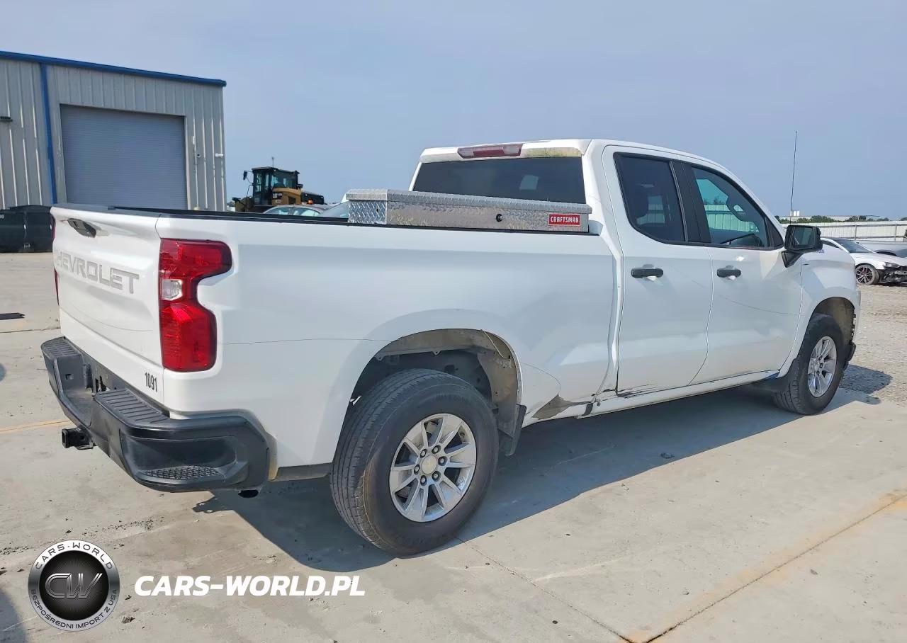2020 Chevrolet Silverado C1500 VIN:1GCRWAEH2LZ211128 - 3