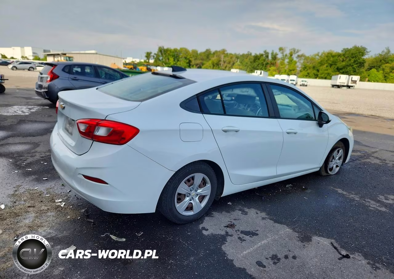 2017 Chevrolet Cruze Ls VIN:1G1BC5SM6H7112441 - 3