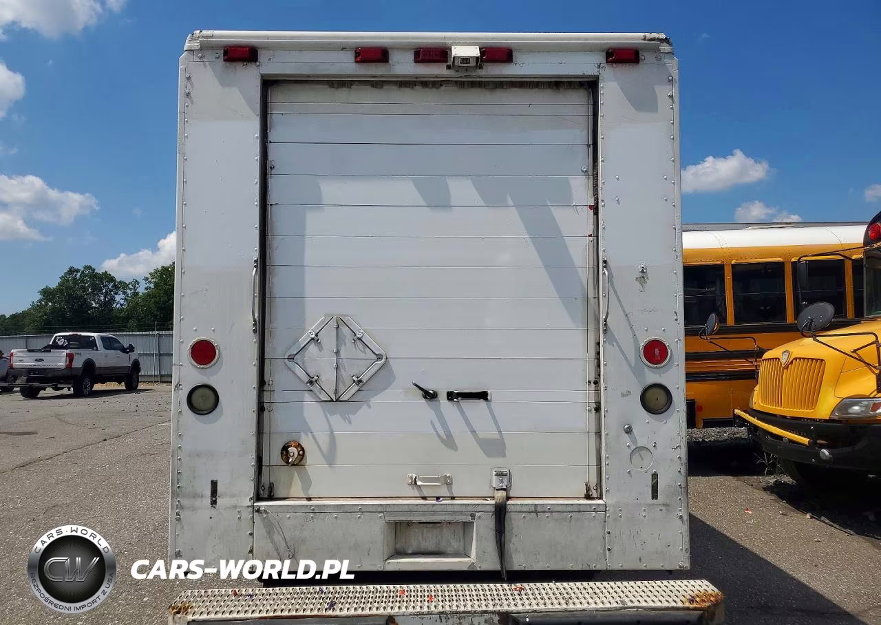 2006 Freightliner Mt45 Chassis Delivery Truck VIN:4UZAANBW46CW06825 - 6