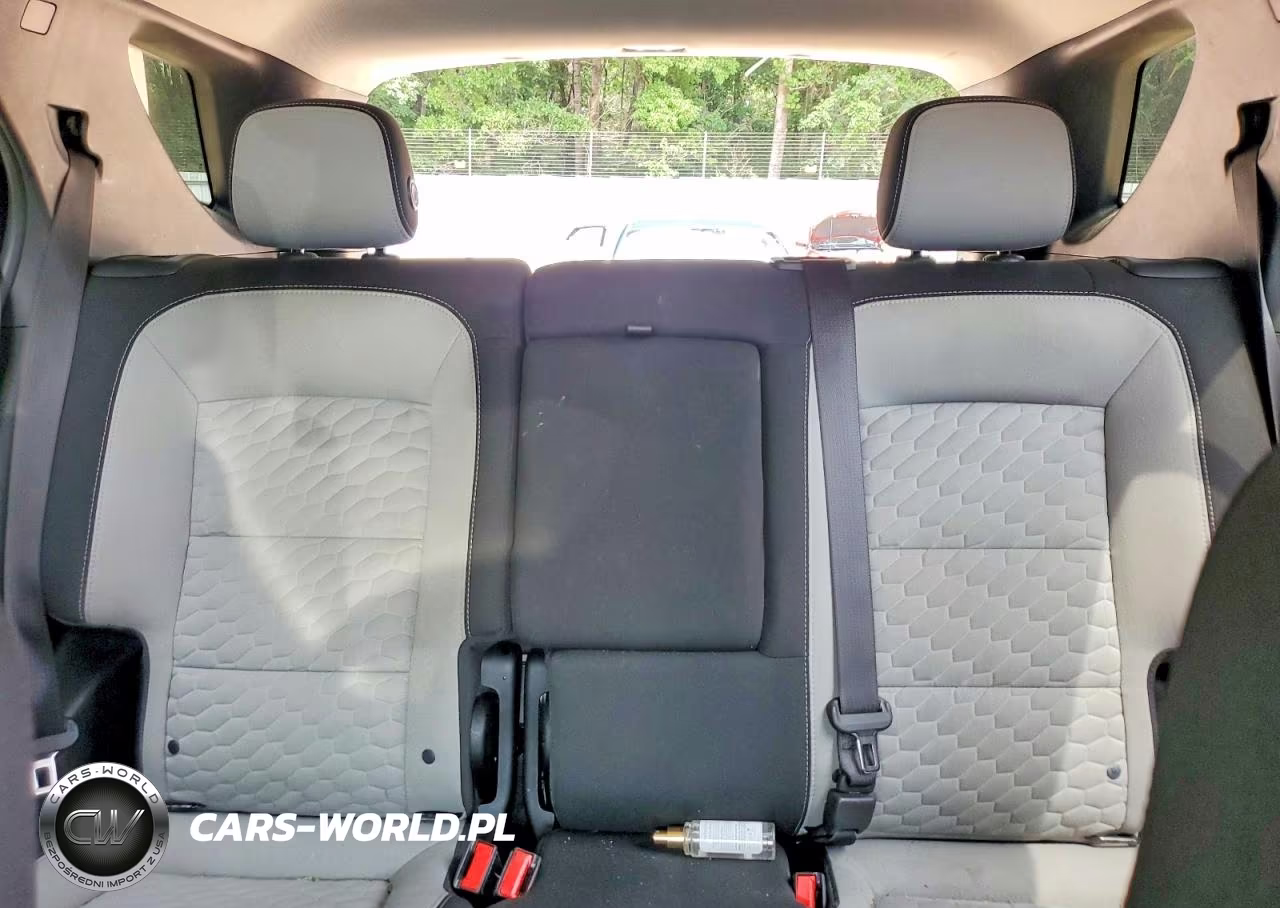 2019 Chevrolet Equinox Lt VIN:2GNAXKEV2K6150709 - 10