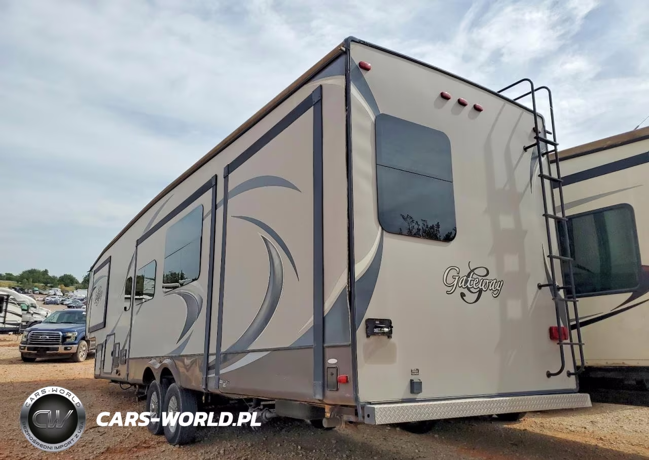 2015 Heartland Gateway Camper VIN:5SFSG4125FE284892 - 3