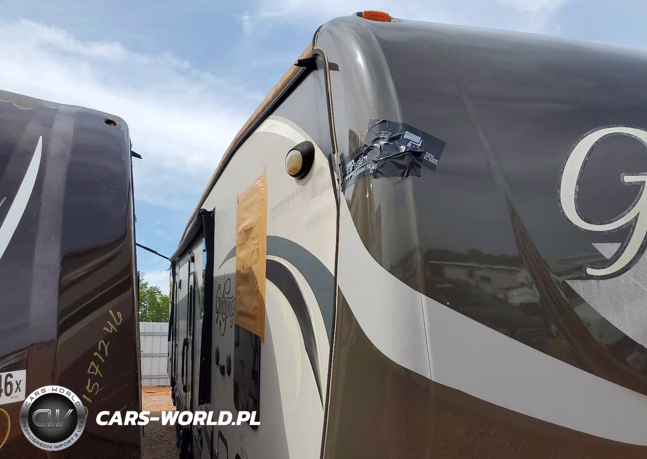 2015 Heartland Gateway Camper VIN:5SFSG4125FE284892 - 9